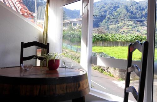 Faial Apartamento | Sea & Mountain View Lombo de Cima House BBQ & Wifi