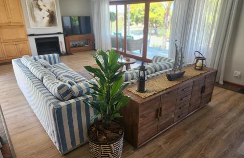 Hermanus Heights Casa | Sea 'n Summit Hermanus