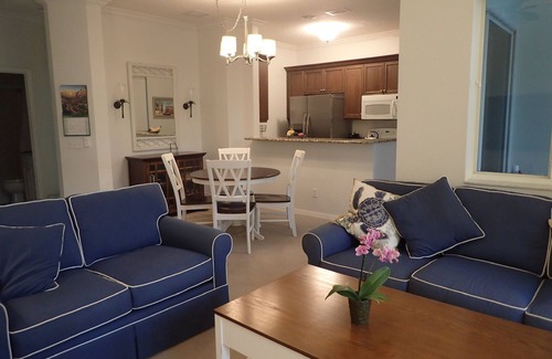Wabasso Beach Condominio | Sea Oaks Beach and Tennis Club 2 Br. Garden level Condo