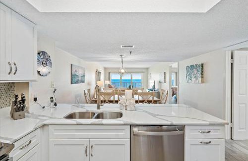 Redington Shores Casa | Sea Oats 303