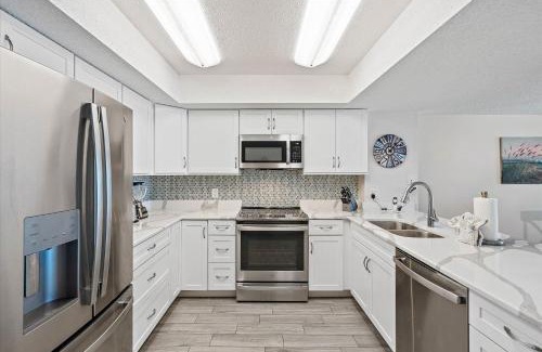 Redington Shores Casa | Sea Oats 303