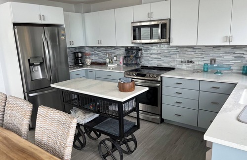 Melbourne Beach Casa | Sea Oats - New four bedroom oceanfront home with heated pool