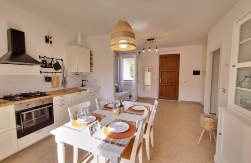 Quercianella Apartamento | Sea ​​& Olive trees
