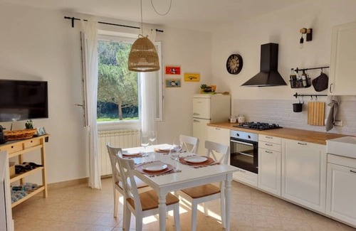 Quercianella Apartamento | Sea ​​& Olive trees
