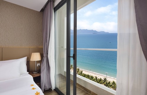Tran Phu Beach Hotel | Sea Pearl Hotel
