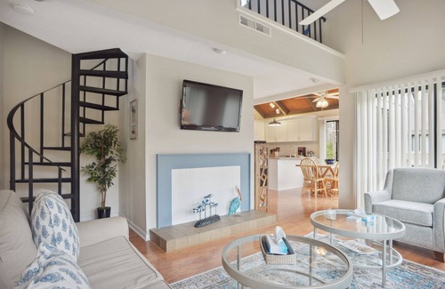 Night Heron Casa | Sea Pines - 3 bedroom 2 bath Cottage with Spectacular Lagoon View