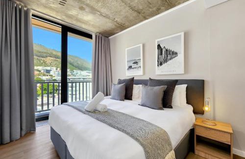 Three Anchor Bay Apartamento | Sea Point Modern 2-Bed with Ocean Mountain Views