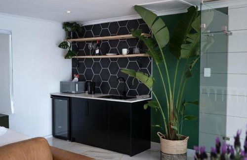 Three Anchor Bay Apartamento | Sea Point Open, Large & Romantic 1 Bed Apt
