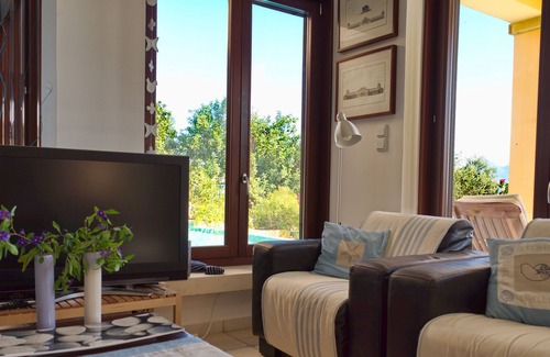 Dryopi Villa | Mar, piscina, tenis, kayaks, vela, descanso, lugares de interés histórico.