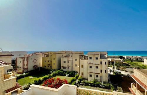Al-Hammam Chalet De Esquí | Sea & Pool View Deluxe Chalet - Prime Spot in Badr Resort