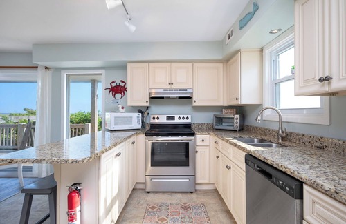 Caswell Beach Casa | Sea Salt: Sunlit and Airy Remodeled Beachfront Home on Caswell Beach