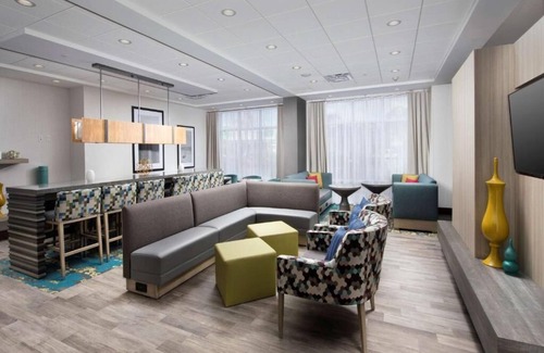 Seybold Hotel | Sea, Sand, and Suites! Free Breakfast, Pool!