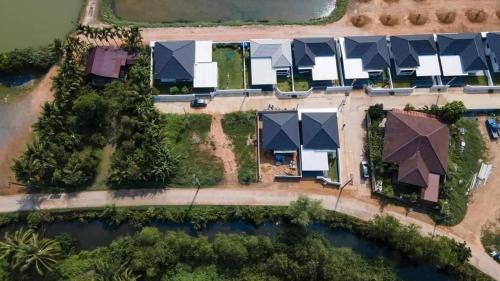 Trat Casa | Sea & Sand House