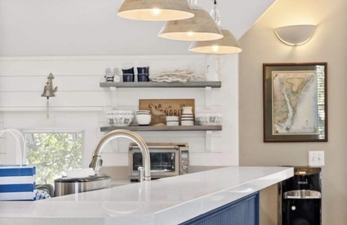 Bald Head Island Casa | Sea Senorita - Beautiful Home Central Island Close to Beach, great for families!
