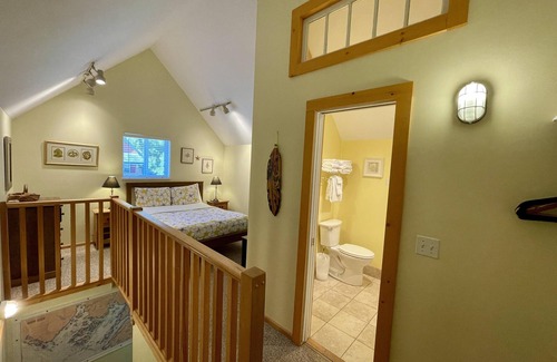 Ucluelet Hotel | Sea Star Cabin