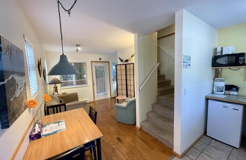 Ucluelet Hotel | Sea Star Cabin