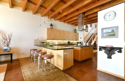 Cayucos Condominio | Exclusivo Oceanfront Cayucos Loft! Vistas increíbles.