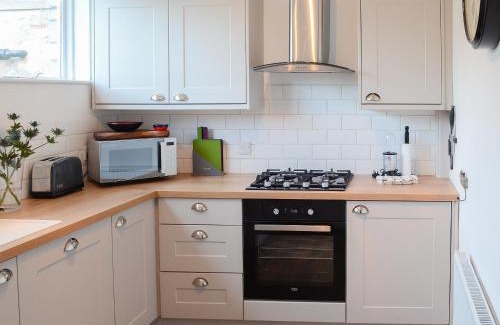 Nairn Casa | Sea Thistle Cottage