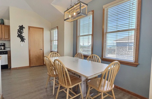 Buxton Cabaña | Sea Turtle- Semi-Oceanview- Short Walk to Beach- Community Pool & Spa