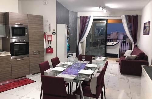 Marsaskala Apartamento | Sea View 2 Bed Apartment Close to Beach