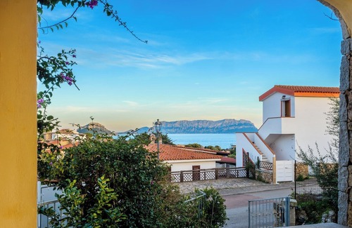 Baia Caddinas Apartamento | Vista al mar, a 5 minutos a pie de la hermosa playa de agua clara