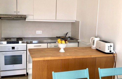 Trevou-Treguignec Apartamento | Sea view apartment, Pink Granite Coast