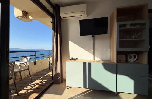 Ajaccio Apartamento | Sea view apartment on the Ajaccio golf course