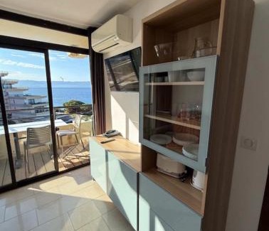 Ajaccio Apartamento | Sea view apartment on the Ajaccio golf course