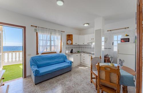 Los Gavilanes Apartamento | Sea View Apartment Red Summer Breeze
