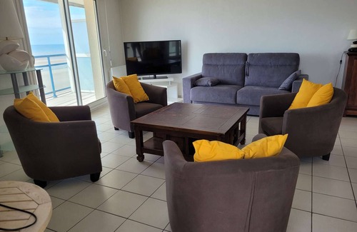 Merlimont-Plage Apartamento | Apartamento con Vistas al Mar, 2 Balcones y Terraza