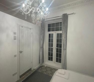 Torquay Apartamento | Sea view apartment with large balcony Torquay