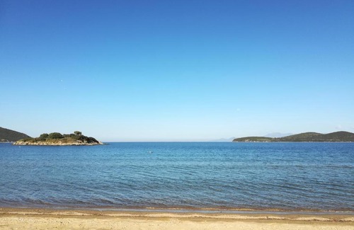 Nea Peramos Apartamento | Sea View Apartments Nikos