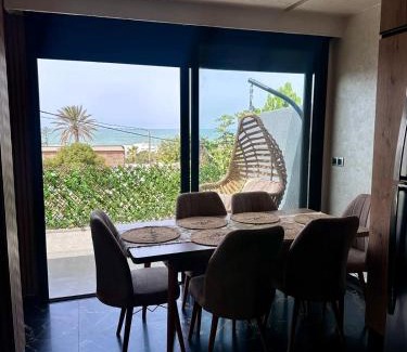 Tamariss Apartamento | sea view appart and roof top, jack beach Tamaris, Dar Bouaza