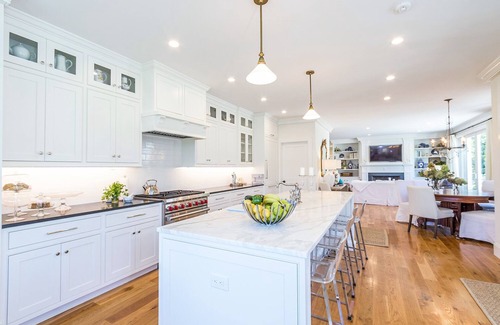 Wianno Casa | Sea View Ave Brand New Construction - Pool Hot tub Tennis Court
