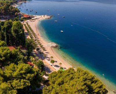 Omis Apartamento | Sea View Beachfront Apartment Maslina