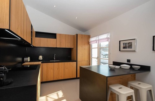 La Flotte Apartamento | Sea view brand new appartment in the center of la Flotte