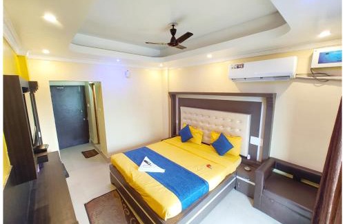 Ayodhya Casa | SEA VIEW from ROOFTOP And BALCONY- Beachfront Hotel - PRIVATE BEACH AREA- GARDEN - HOTEL Retreat Asish Puri