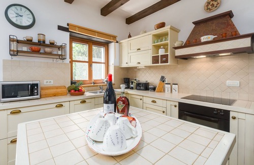 Vosteni Villa | Sea view, garden with barbecue, pool with loungers, parking, air conditioning