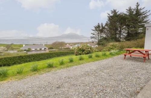 Tully Casa | Sea View House