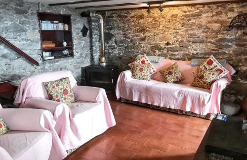 Calheta Casa | Sea-view house in Fajã da Ovelha with garden and terrace