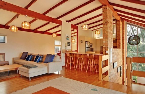 Vincentia Casa | Sea-View Lodge - BEAUTIFUL VIEWS OF VINCENTIA