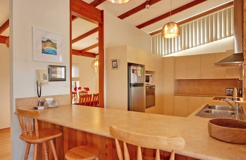 Vincentia Casa | Sea-View Lodge - BEAUTIFUL VIEWS OF VINCENTIA