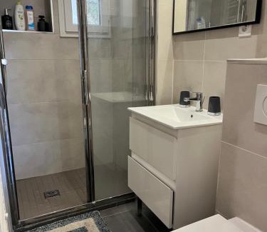 Nice Apartamento | Sea View Nice Port Appartment