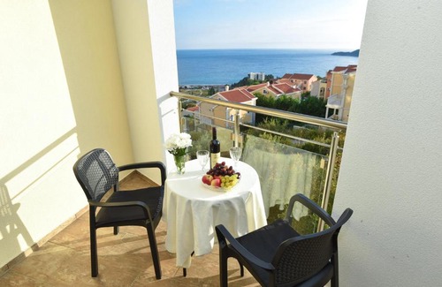 Becici Apartamento | SEA VIEW ONE BEDROOM APARTMENT