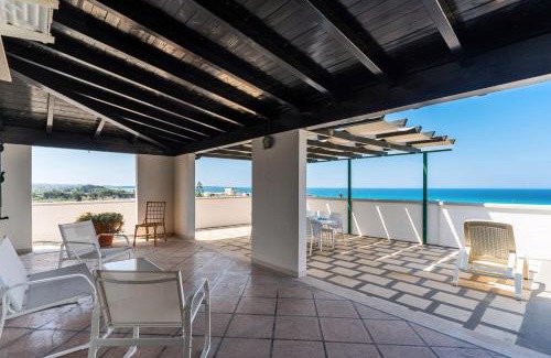 Baia Verde Apartamento | Sea View Penthouse-Attico