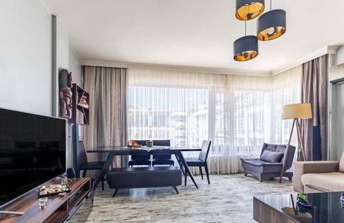 Moda Apartamento | Sea-View Retro Feel Flat in the Center of Kadikoy