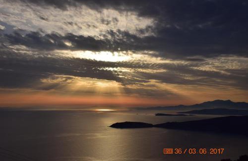 Megas Yialos-Nites Casa | Sea View Stone Residence
