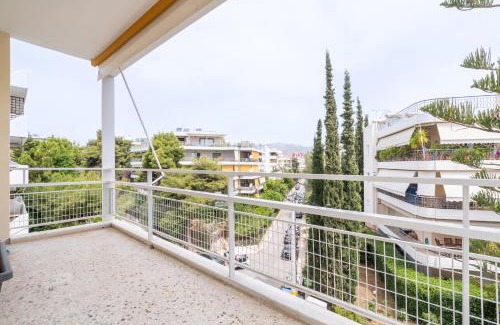 Varkiza Apartamento | Sea View Stylish Penthouse in Varkiza