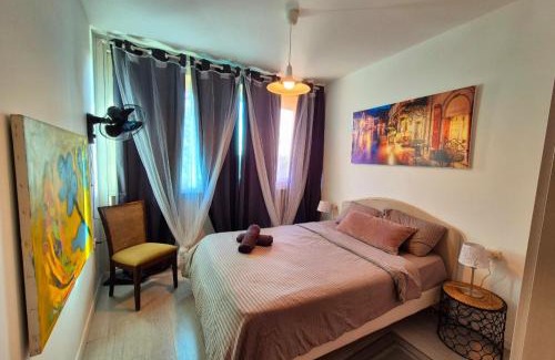 Caesarea Apartamento | Sea View Suites - דירות נופש עם מקלט