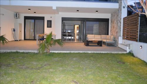 Petaloudes Apartamento | Sea View Sunrise Luxury Apartment